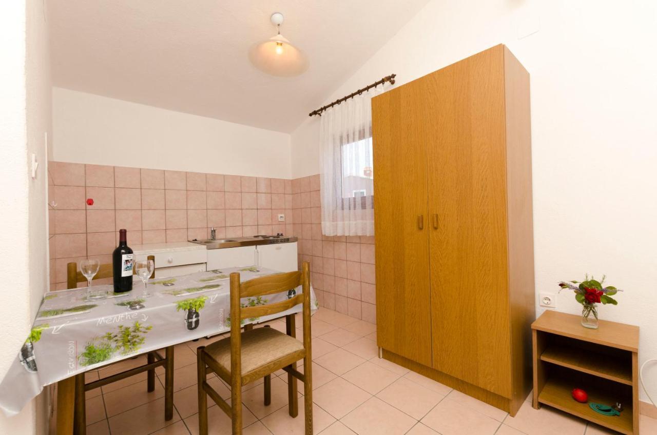 Apartments Mirko Trogir Værelse billede